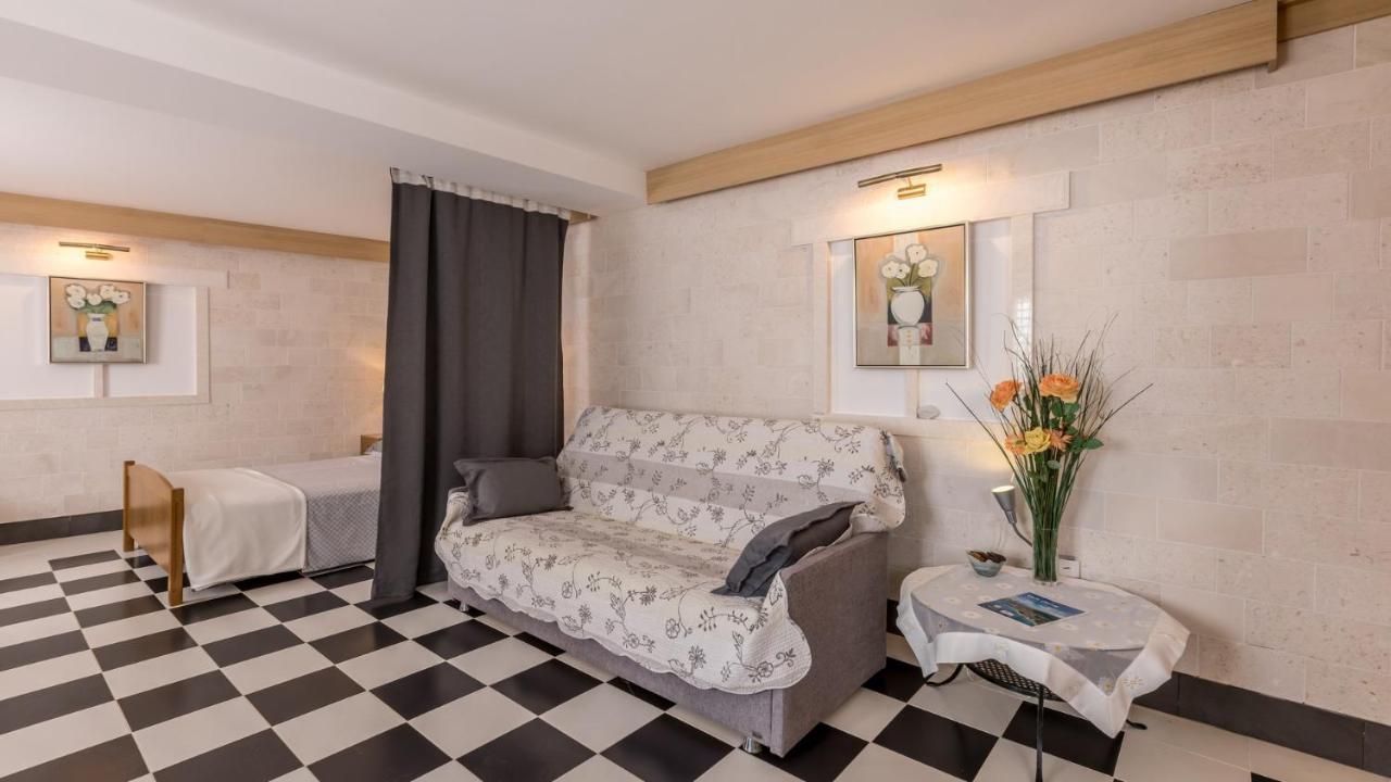 Apartments Katarina Trogir Ngoại thất bức ảnh