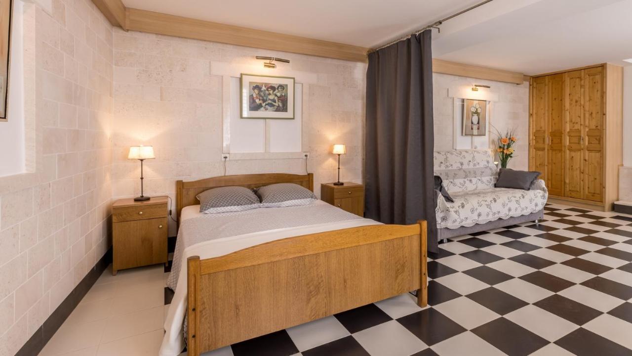 Apartments Katarina Trogir Ngoại thất bức ảnh