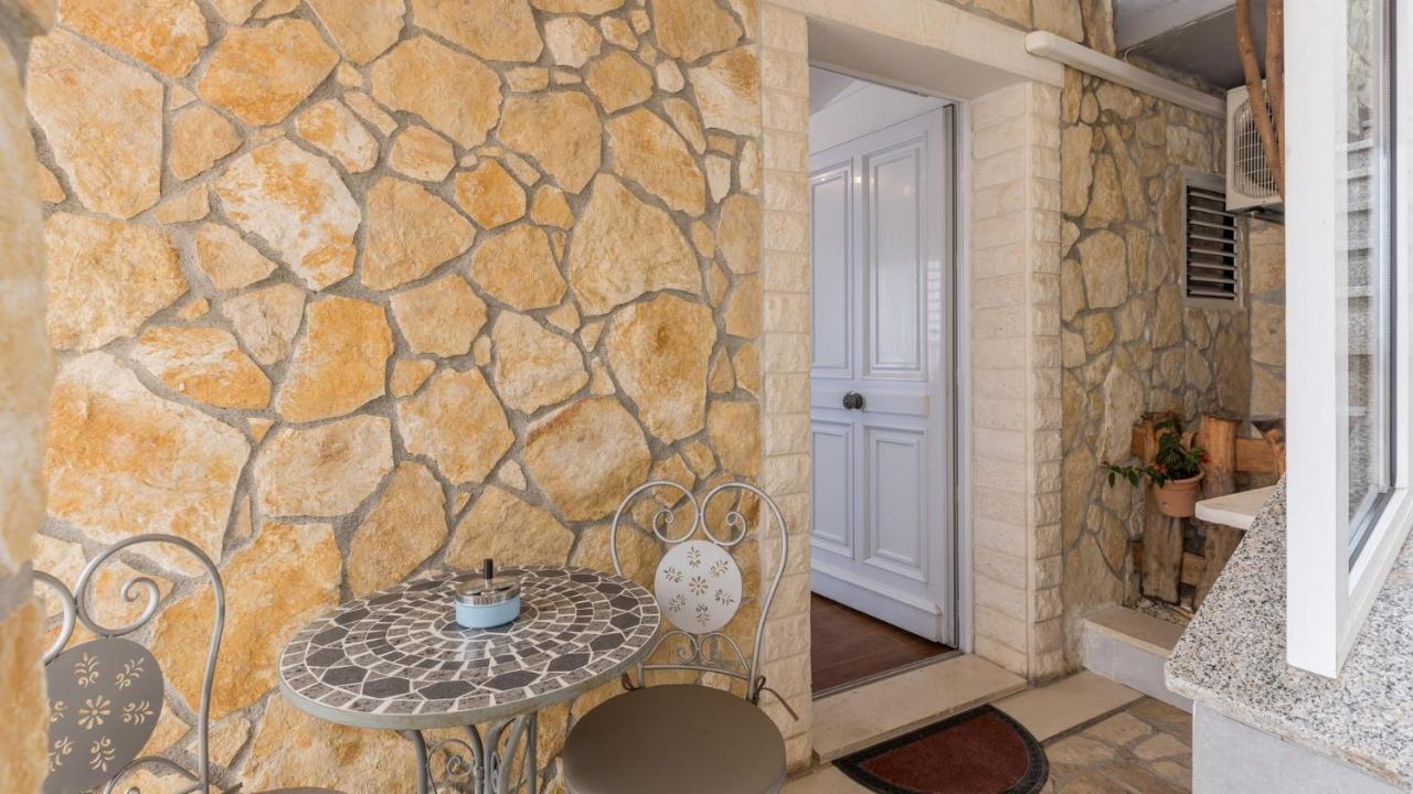 Apartments Katarina Trogir Ngoại thất bức ảnh
